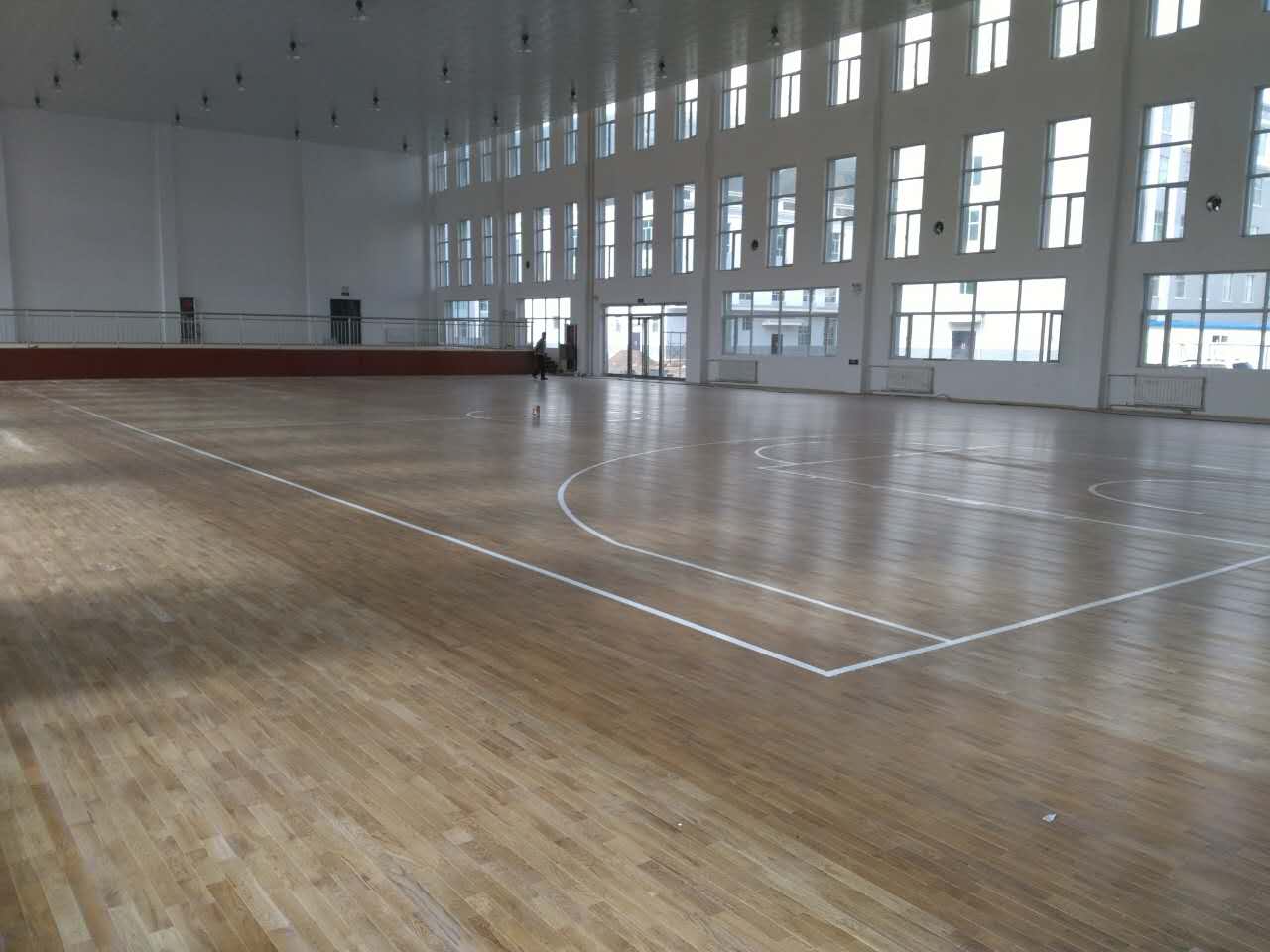 運(yùn)動(dòng)木地板